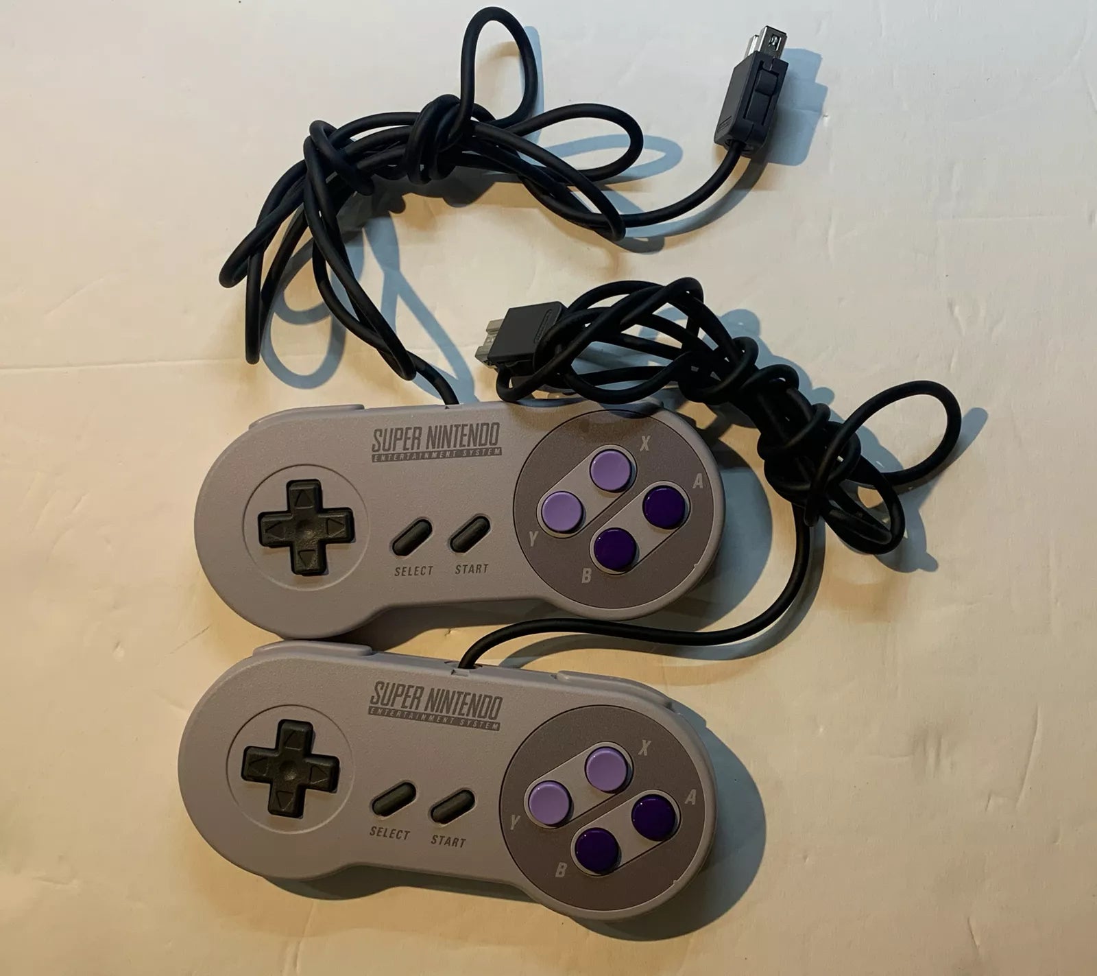 Super Nintendo Entertainment System Classic Edition built in 21 Games